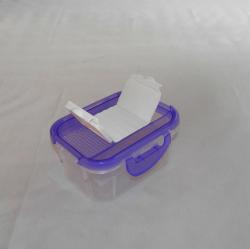 Fűszertartó szóró tetővel, lila műanyag 0,5 kg (550)