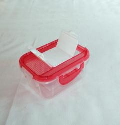 Fűszertartó szóró tetővel, piros műanyag 0,5 kg (550)