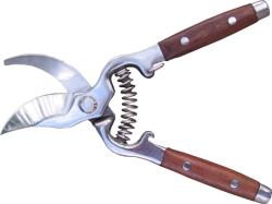 Muta kovácsolt metszőolló, fa nyéllel 20 cm (14103)