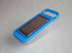 Sajtreszelő műanyag tárolóval, világoskék (4540)