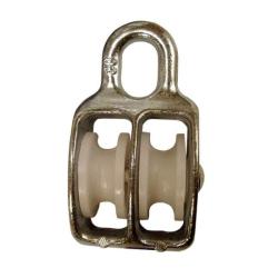 Kötélcsiga dupla D=30 műanyag görgő d=8-hoz 250kg (3317230)