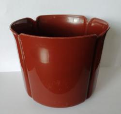 Virágtartó kaspó, szirom formájú, 15 cm, barna műanyag (214)