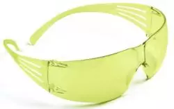 3M SECUREFIT SF 200 védőszemüveg, sárga (3M_SF203AF-EU)