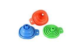 Szilikonos tölcsér, vegyes színekben (C-277545)