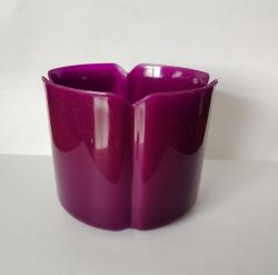 Virágtartó kaspó, szirom formájú, 11 cm, sötétlila műanyag (212)