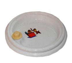 Melegvízzel tölthető műanyag bébitányér fehér (68)