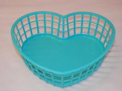 Szív alakú műanyagkosár kicsi (vegyes színekben) (220)