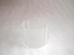 Virágtartó kaspó, szirom formájú, 11 cm, víztiszta műanyag (212)