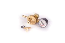 PB nyomásszabályozó manométerrel 0-4 bar 6 kg/h (rövid)