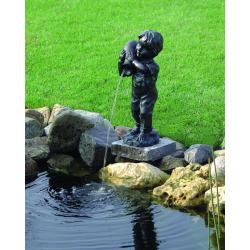 Ubbink Yannick (kisfiú) kb. 53cm, kerti csobogó (1386053)