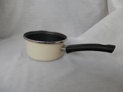 Bonyhádi Kinga lábas, nyeles, 14 cm, vaj