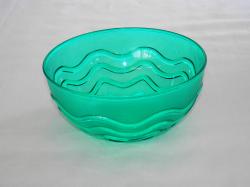 Műanyagtál hullám díszítéssel 1,25 l zöld (355)