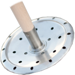 Inox csömöszölő fa nyéllel (11445)