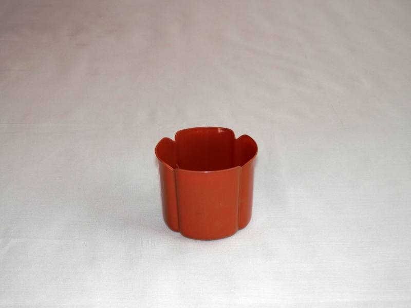 Virágtartó kaspó, szirom formájú, 8 cm, terrakotta műanyag (211)