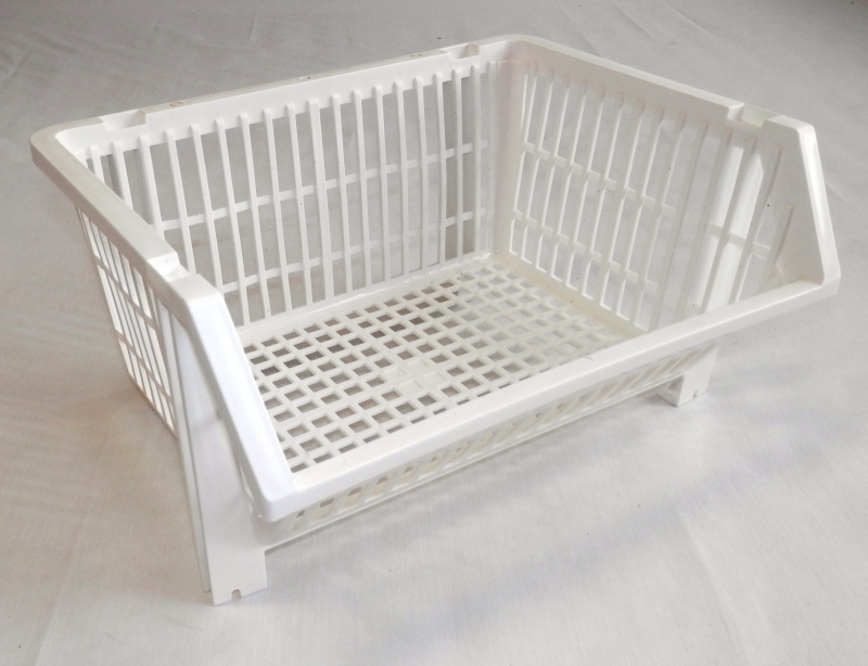 Zöldségtartó, egymásra helyezhető műanyag 31x25x16 cm (33)