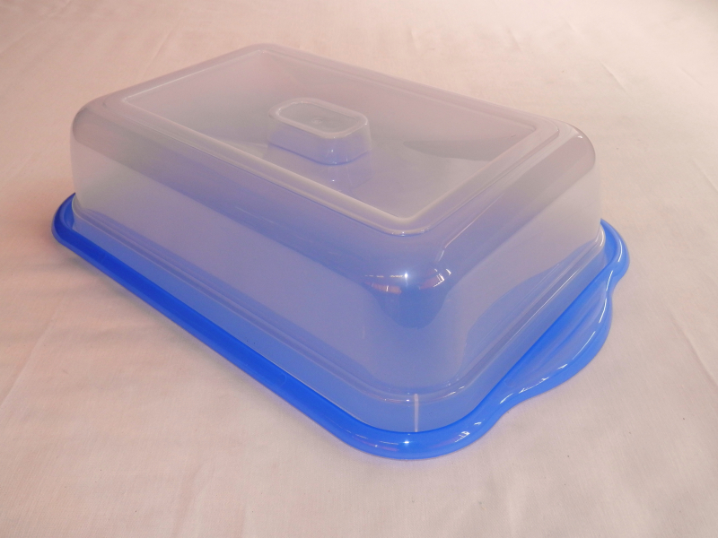 Szendvicsbúra tálcával kék műanyag 32,5x48 cm (527)