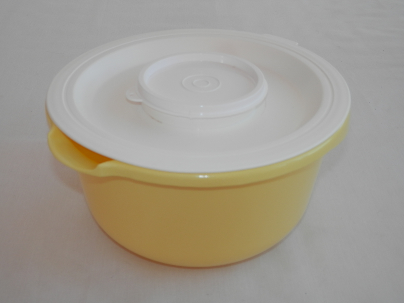 Keverőtál műanyag, kettős tetővel 3 l sárga (290)