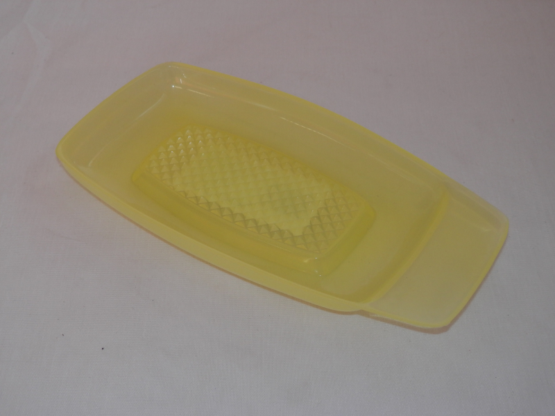 Almareszelő sárga műanyag (75)