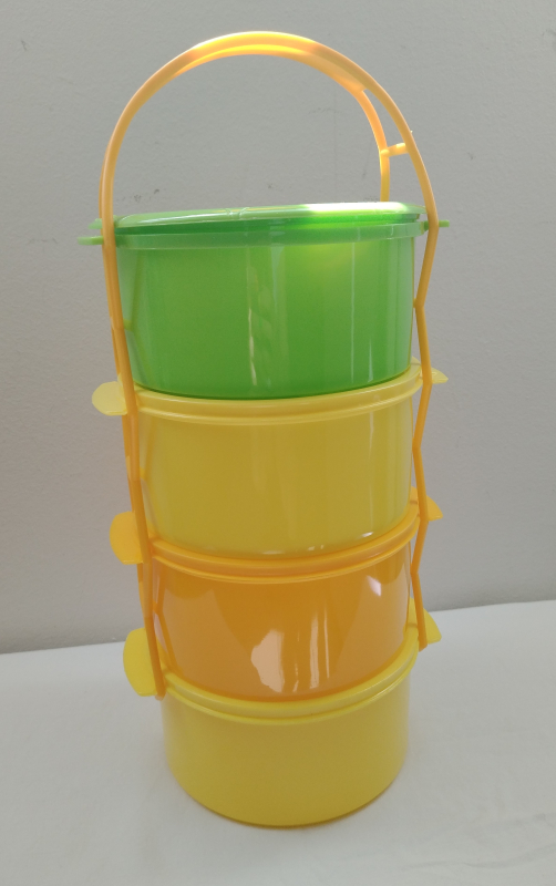 Ételhordó műanyag 4 részes, színes 4x1L (83/S)