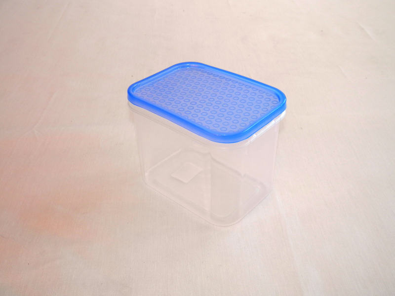 Hasáb alakú műanyag tárolódoboz 1 l (27/1)