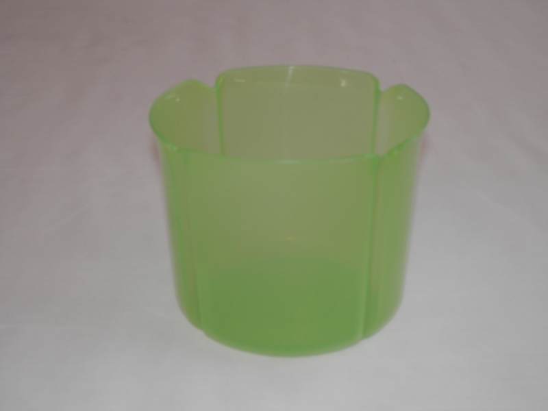 Virágtartó kaspó, szirom formájú, 15 cm, neonzöld műanyag (214)