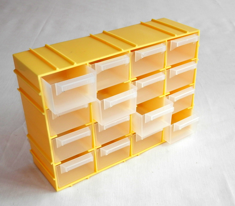 Csavartartó doboz 16 fiókos, műanyag 22x7x15cm sárga (278)