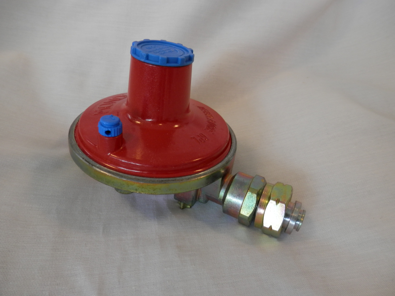 PB-gáz nyomáscsökkentő 7 kg/h 30 mbar W21,8 x 1,14