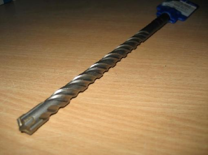 SDS négyélű kőzetfúró 20x490x 600 Centrodrill (HT-2080-1204)