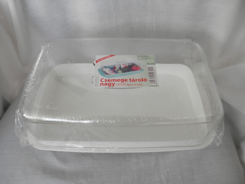 Sütisdoboz fehér műanyag, tetővel 36,5x21x11,5 cm (256)