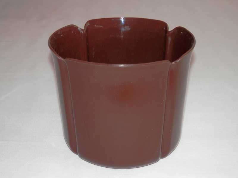 Virágtartó kaspó, szirom formájú, 17 cm, barna (215)