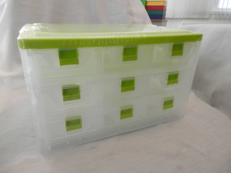 9 fiókos műanyag csavarbox 30x20x17 cm natur zöld(1303)