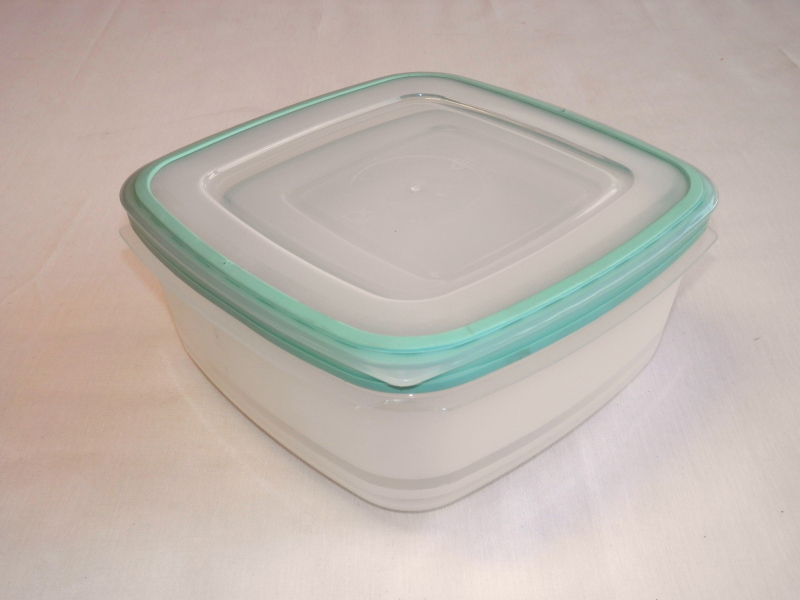 Alacsony műanyagdoboz szett, négyzetalapú 4 db almazöld (1545)