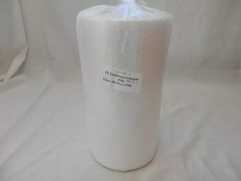 PE élelmiszercsomagoló fólia 40 cm x 1500 m (584)