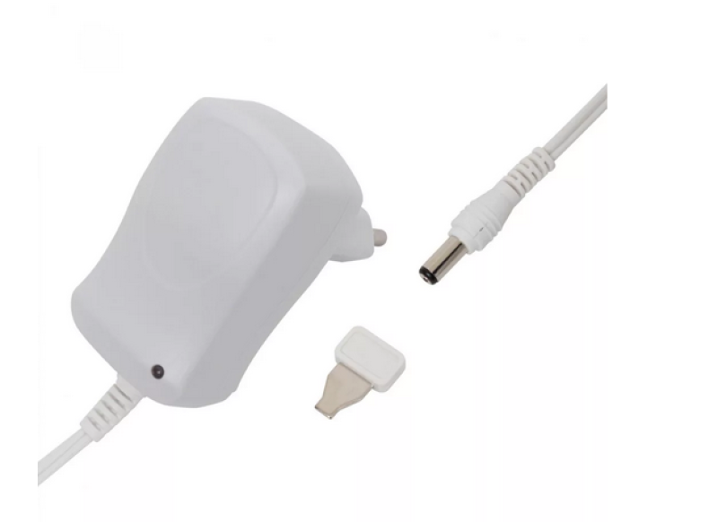 Hálózati adapter fix 2,5x5,5mm csatlakozóval (MW MA06/G+)