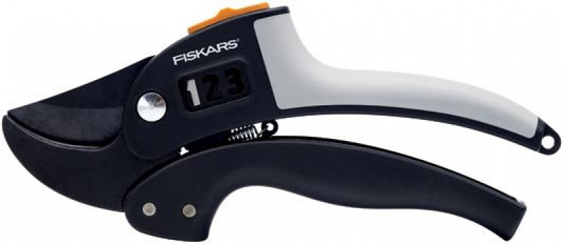 Fiskars PowerStep metszőolló (111670)