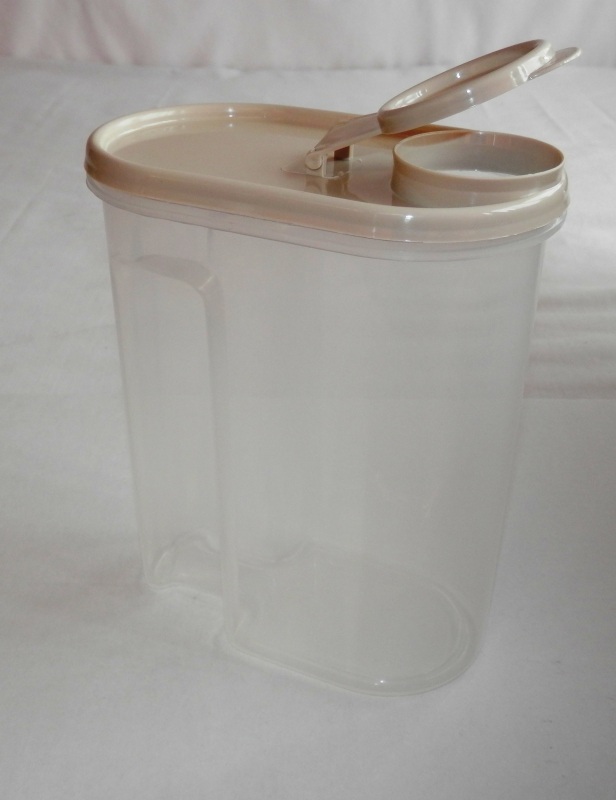 Fűszertartó műanyag 2 l drapp (294)